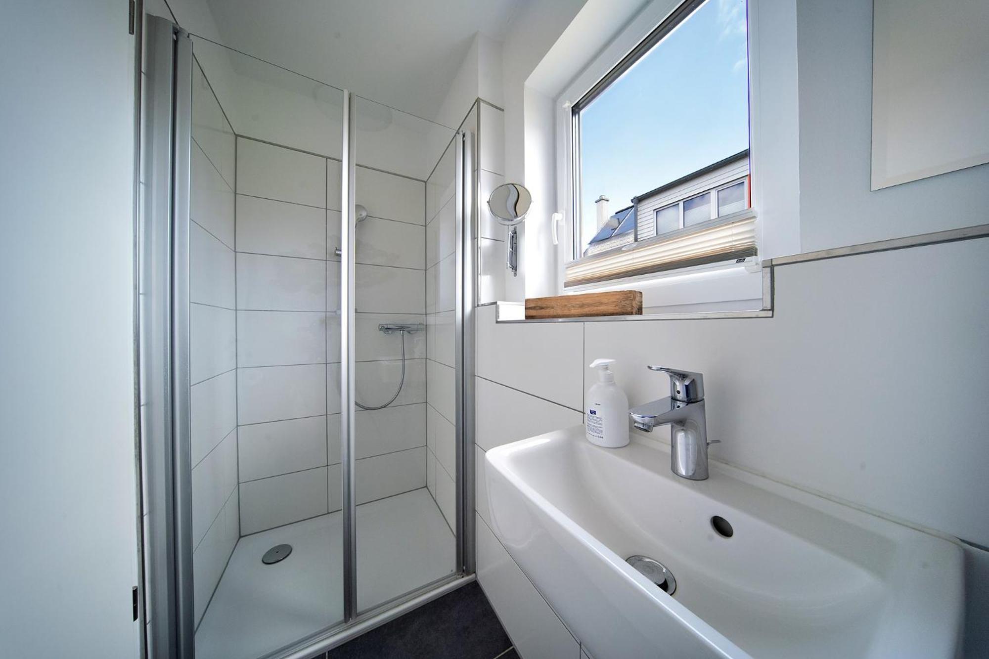 Ferienhaus Lieblingsplatz By Seeblick Ferien Oro, Direkte Wasserlage,Sauna,Kamin Olpenitz Exterior foto